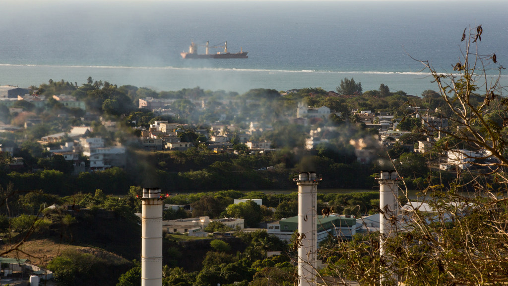 A thermal power plant in Port Louis, Mauritius is contributing to greenhouse gas emissions on the Indian Ocean island.